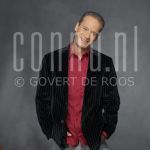 04-10-2009 Ron Boszhard at studio in Amsterdam.

[keywords]Posed, Half Length, Eyecontact, Smiling[/keywords]